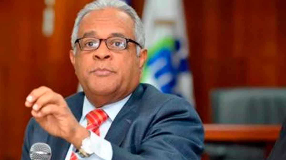 Covit-19 ministro de salud casos coronavirus