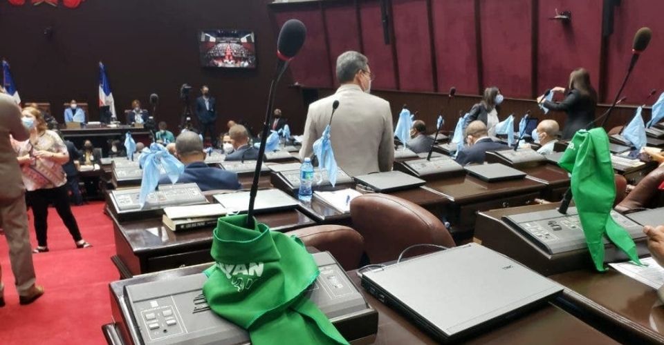 pañoletas verdes y azules