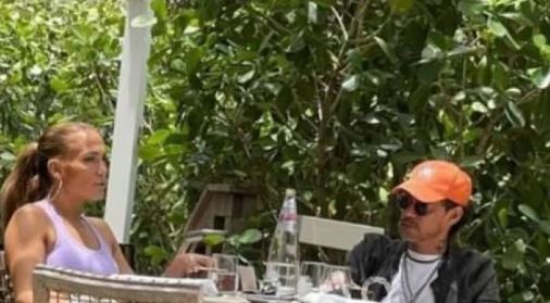 Captura 4 Jlo y Marc Antonhy