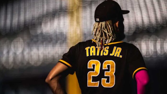 Fernando Tatis, el más rápido en llegar a 50 jonrones y 50 bases robadas
