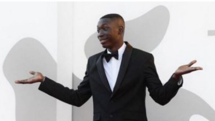 Tiktoker Khaby Lame -Destacada Color Visión El tiktoker Khaby Lame