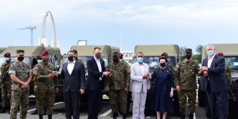 Ministerio de Defensa y Embajada de EEUU en RD Ministerio de Defensa recibe donación de Embajada de EEUU