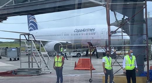 Rd dona vacunas a CentroAmérica RD dona vacunas a honduras y Guatemala