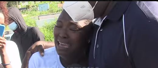 Sepelio de oficial abatido Sepelio de oficial abatido en la Núñez Cáceres