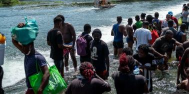 haitianos deportados desde EEUU Haitianos son deportados desde EEUU