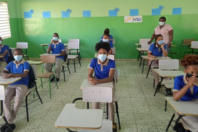 vacunación en escuelas
