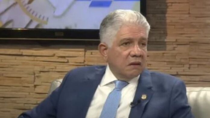 Eduardo Estrella - Destacada Color Visión Presidente del Senado Eduardo Estrella habla de cuestionar a Luis Abinader
