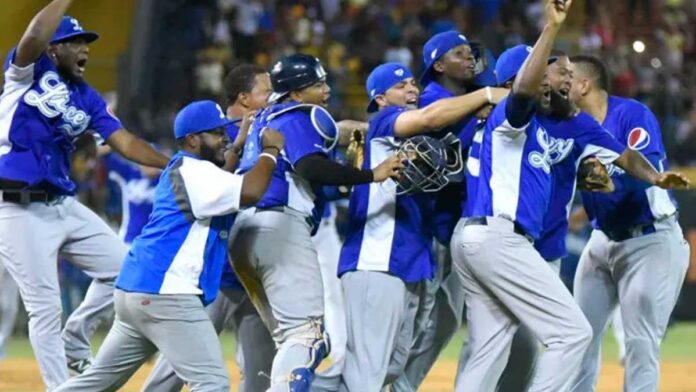 Hanley fue el primero en llegar, Tigres del Licey inician sus prácticas