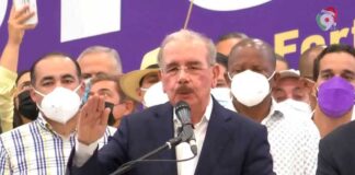 Defienden declaraciones de Danilo Medina/Atracan patrulla de policías | Noticias SIN