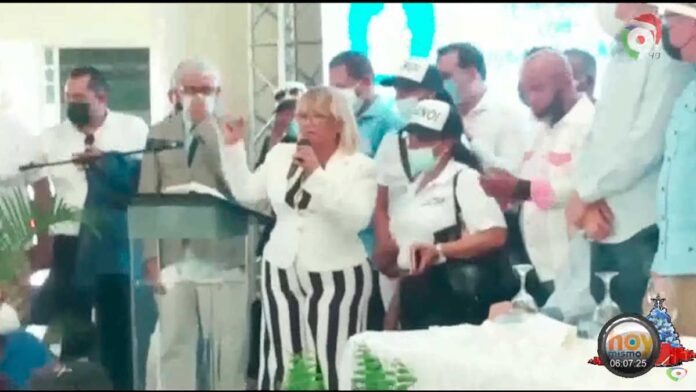 Hanoi-Sánchez-vuelve-a-dar-un-salto-de-partido Hanoi Sánchez vuelve a dar un salto de partido, esta vez jura con el PRM | Hoy Mismo