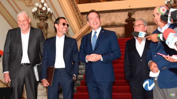 La-Foto-Crónica---Marc-Anthony-en-el-palacio-Nacional La Foto-Crónica: Marc Anthony en el palacio Nacional y las deportaciones de haitianos| Nuria