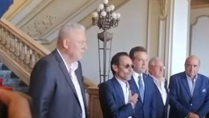 Marc Anthony y Abinader -Destacado Color Visión El salsero Marc Anthony y Abinader