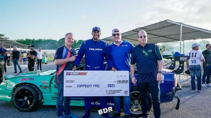 Equipo Falken Tires con Rafael Adames gana cuarto campeonato de Drift
