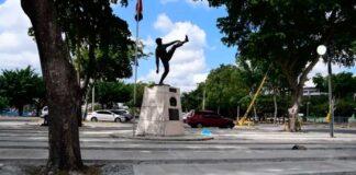 Rescatan plaza en la que está la estatua a Juan Marichal para Serie del Caribe