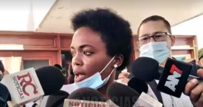 hermana de Santa Arias -Color Visión Santa Arias