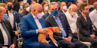 Polémica: Al ministro Roberto Fulcar le han llovido las críticas por nombrar perritas con nombres de Hermanas Mirabal