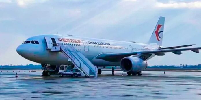 Avión-con-132-personas-a-bordo-se-estrella-en-el-sur-de-China Se estrella en China, Avión con 132 personas a bordo