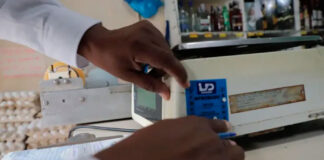 Gobierno supervisa comercios de la Red de Abastecimiento Social