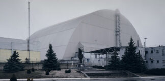 Ucrania alerta del "peligro extremo" en la central nuclear de Chernobyl