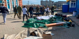 Ataque ruso a estación de tren en Ucrania deja al menos 30 muertos