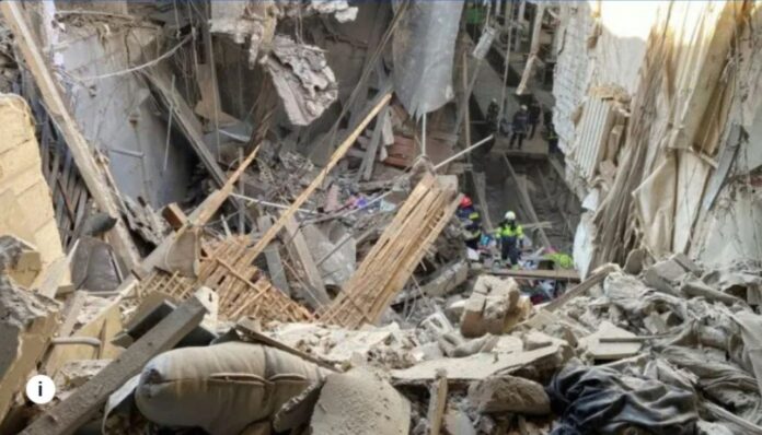 Al-menos-11-muertos-por-bombardeos-rusos-en-la-región-de-Járkov Al menos 11 muertos por bombardeos rusos en la región de Járkov