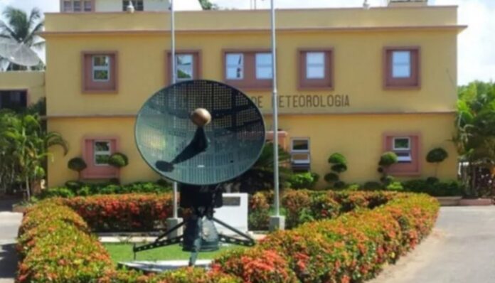 Prevén-que-en-48-horas-disturbio-tropical-podría-convertirse-en-ciclón Prevén que en 48 horas disturbio tropical podría convertirse en ciclón