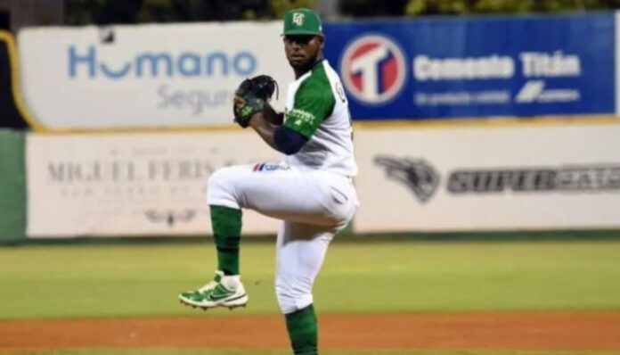 Estrellas derrotan a los Gigantes y se quedan solas en la cuarta posición