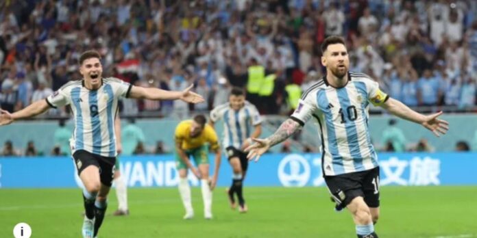 2-1-Mess- y-Julián-Álvarez-sitúan-a-Argentina-en-cuartos-ante-Países-Bajos 2-1. Messi y Julián Álvarez sitúan a Argentina en cuartos ante Países Bajos