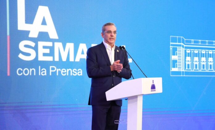 ABINADER-EN-LA-SEMANALL-1140x694