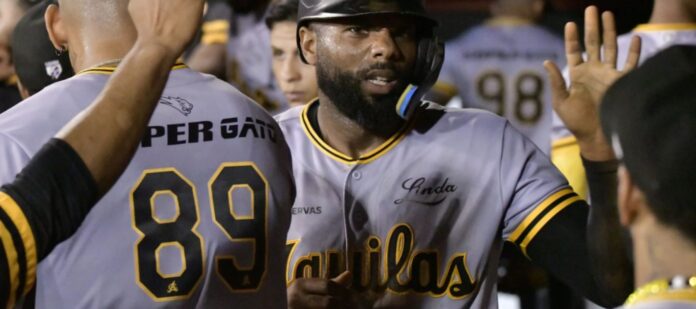 Aguilas derrotan 15-9 a los Gigantes en la continuación del béisbol R.D. Aguilas derrotan 15-9 a los Gigantes en la continuación del béisbol R.D.