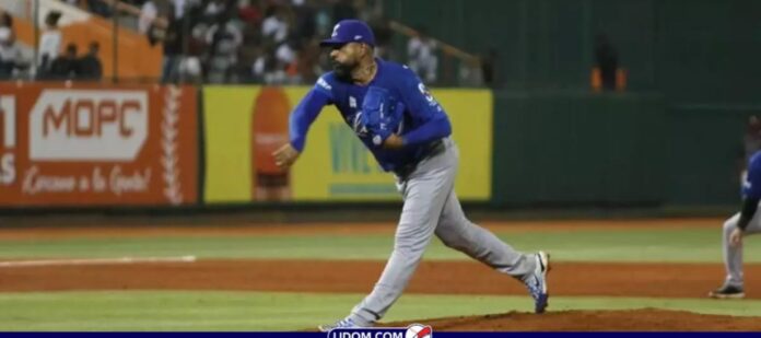 Alcántara debuta con jonrón y Valdez gana en victoria del Licey sobre los Toros Alcántara debuta con jonrón y Valdez gana en victoria del Licey sobre los Toros