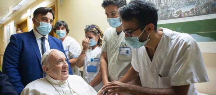 Cirujano-del-Papa-bajo-la-lupa-por-falsificación-de-documentos Cirujano-del-Papa-bajo-la-lupa-por-falsificación-de-documentos