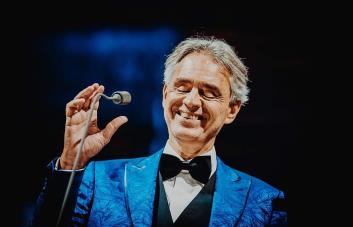 el-oncierto-intimo-con-andrea-bocelli-en-el-estadio-oimpico-focus-0.08-0.14-353-227