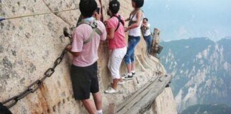 Escalones al abismo el sendero más peligroso de china