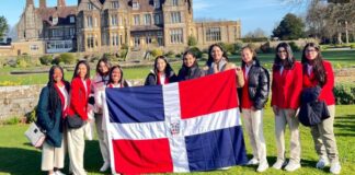 estudiantes del saint joseph school hacen historia en londres y ganan el primer lugar en el global leadership championship 2025