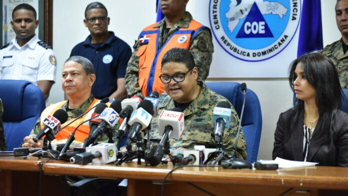 FUNCIONARIOS-DEL-COE.