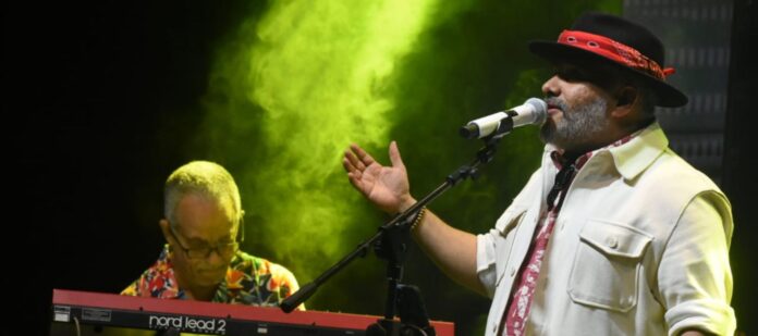 Jazz y Más JAZZ Y MAS