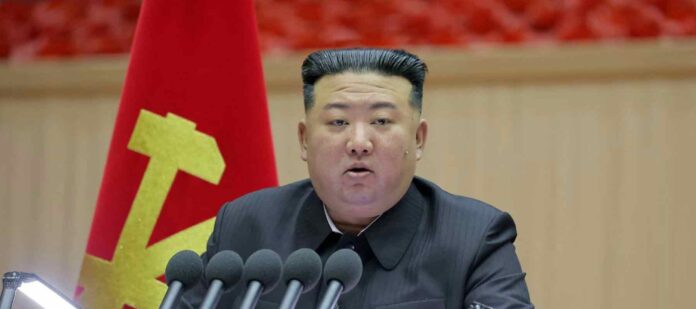 Kim-Jong-Un-llora-al-pedir-un-aumento-en-la-tasa-de-natalidad Kim-Jong-Un-llora-al-pedir-un-aumento-en-la-tasa-de-natalidad
