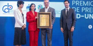 la periodista alicia ortega se convirtió en la primera mujer en ganar el premio a la libertad de prensa periodista rd unesco 2025.