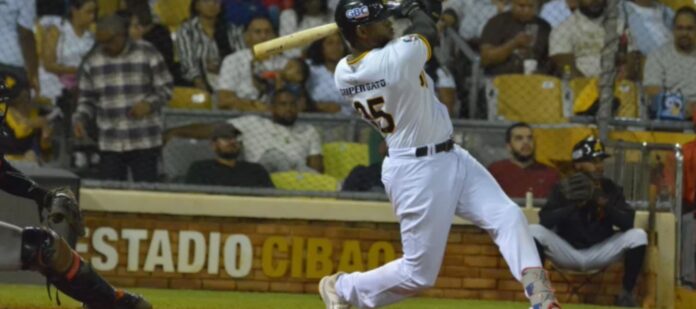 Las Águilas suman sexta victoria corrida Las Águilas suman sexta victoria corrida