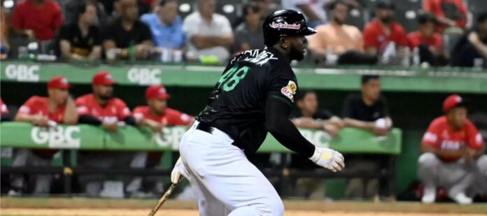 Las Estrellas Orientales propinan paliza a Cardenales de Lara Las Estrellas Orientales propinan paliza a Cardenales de Lara