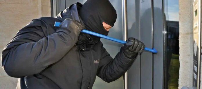 Madre-denuncia-hurto-de-equipos-donados-para-niños-con-autismo Madre-denuncia-hurto-de-equipos-donados-para-niños-con-autismo