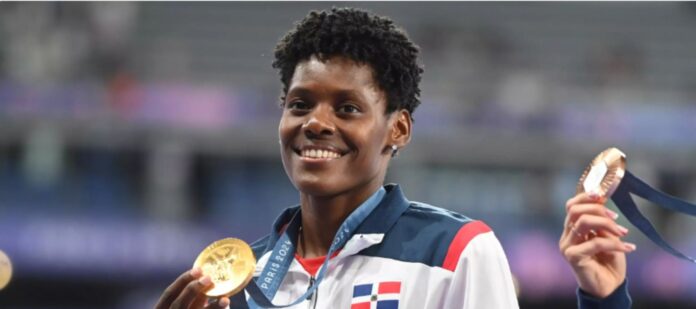 Marileidy Paulino con oro Marileidy Paulino con oro