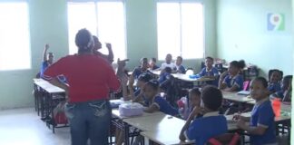 padres no logran inscripción en las escuelas