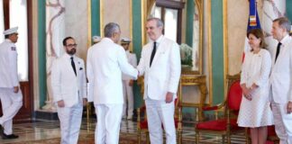 Presidente-Abinader-recibe-cartas-credenciales-de-seis-nuevos-embajadores