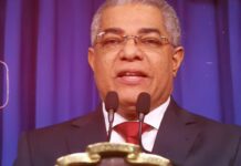 Luis Reyes «Reto a alguien que me diga cual servicio ha mejorado en los últimos 5 años» | Mckinney reto a alguien que me diga cual servicio ha mejorado en los últimos 5 años