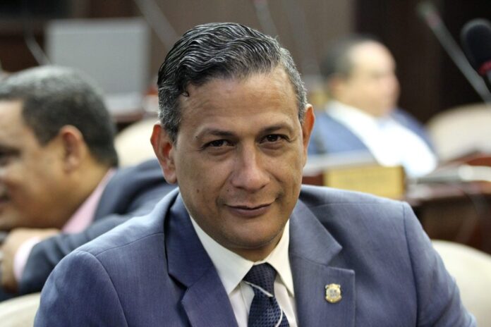 robinson-diaz-mejia-20082018-kelvin-de-la-cruz-3-1024x683