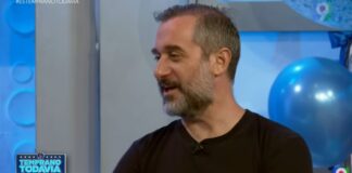 ronda de chistes con carlos sánchez y jochy santos