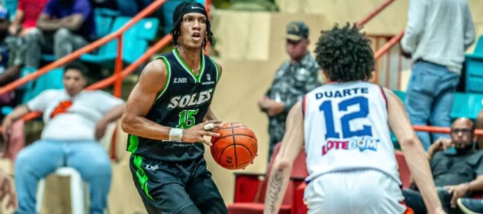 Titanes doblegan a Leones de la mano de Jordan y Bautista Titanes doblegan a Leones de la mano de Jordan y Bautista