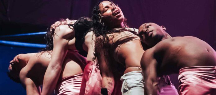 Tokischa-desata-pasiones-y-polémica-en-el-festival-venezolano-Cusica-Fest Tokischa-desata-pasiones-y-polémica-en-el-festival-venezolano-Cusica-Fest